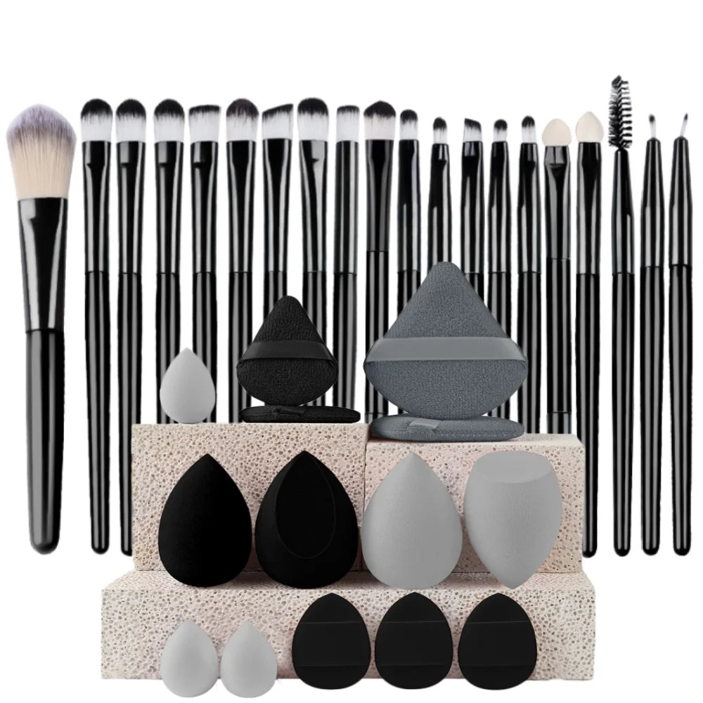 Premium Synthetic Kabuki Makeup Brush Set – Foundation, Concealer, Powder, Blush & Eye Blending Brushes
