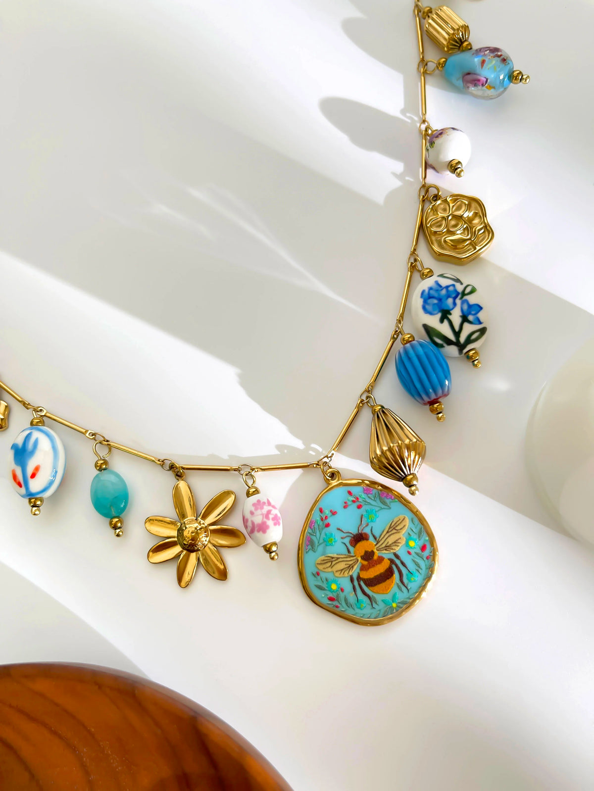 Peri'sbox Stainless Steel Ceramic Blue Bee Multiple Pendant Women Necklace Long Style Party Exquisite Luxury Jewelry Accessories